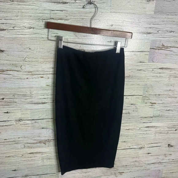 Guess midi black stretchy sheath  skirt size xs - Picture 5 of 7